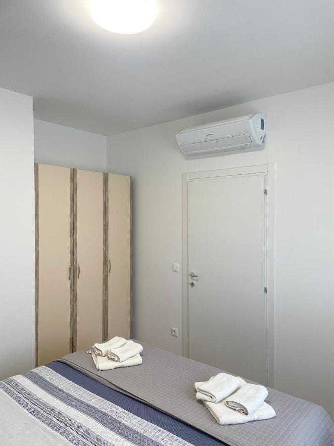 Apartment Diana Zara Parking Free Exterior photo